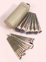 SheIn 18-piece brush set with luxury bag