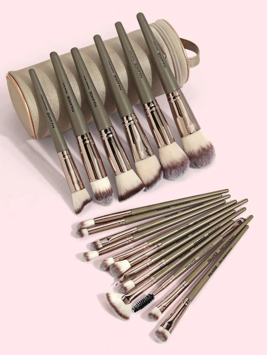 SheIn 18-piece brush set with luxury bag